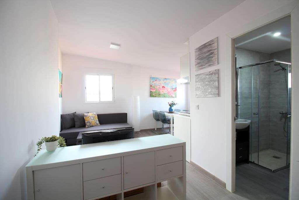 Suite Puerta Osario Con Terraza Sevilha Exterior foto